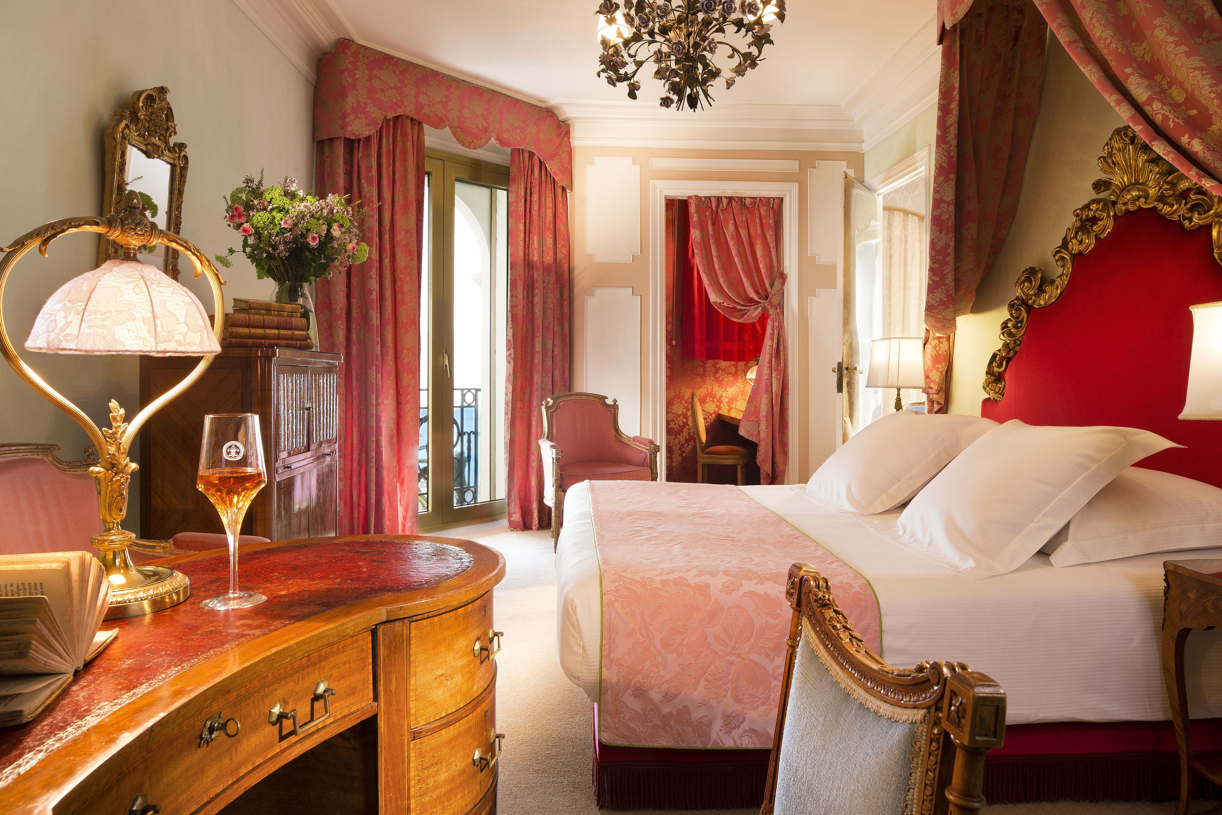 Hotel Le Negresco Nisa Exterior foto A room at the hotel