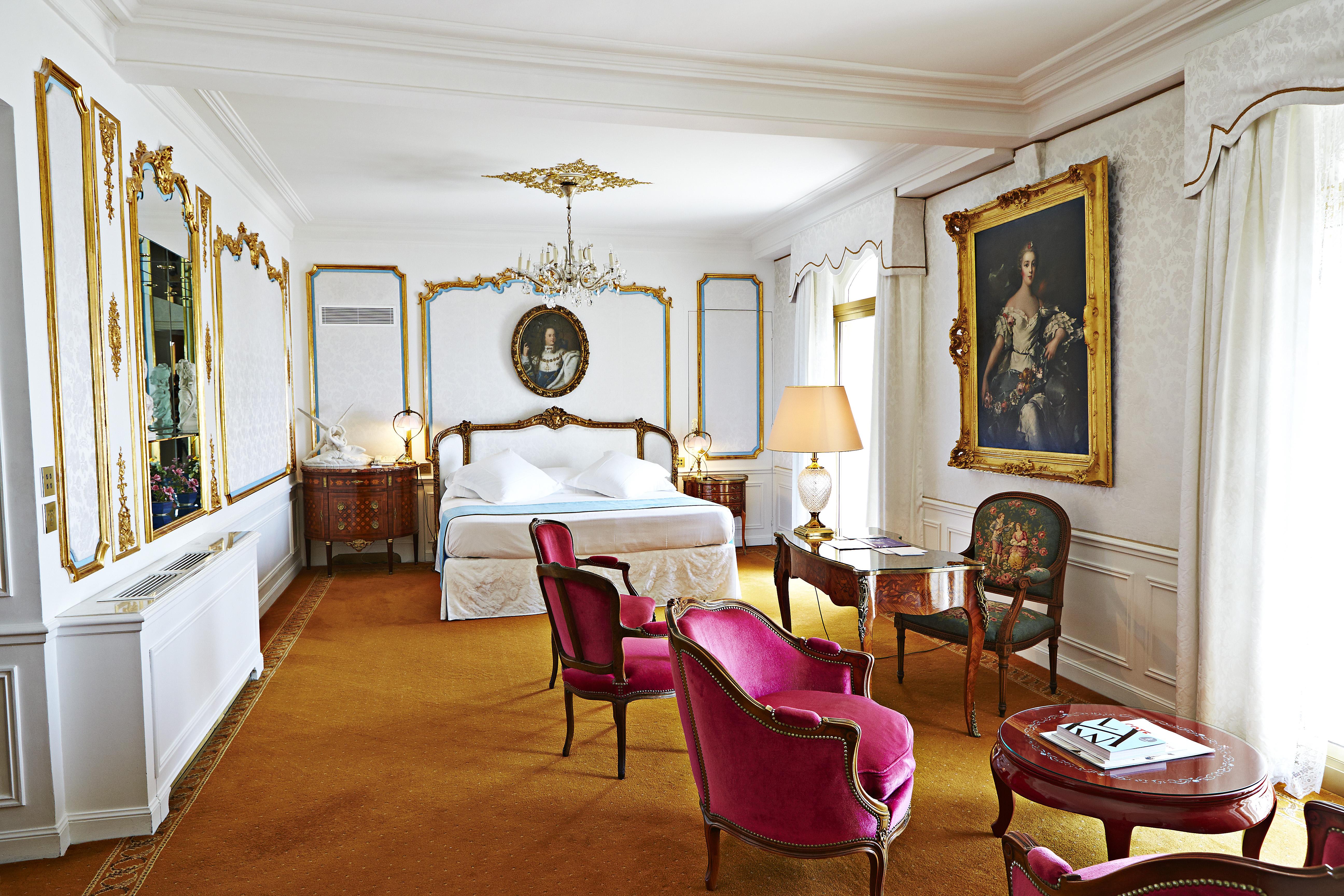 Hotel Le Negresco Nisa Exterior foto A suite at the Hotel de Crillon