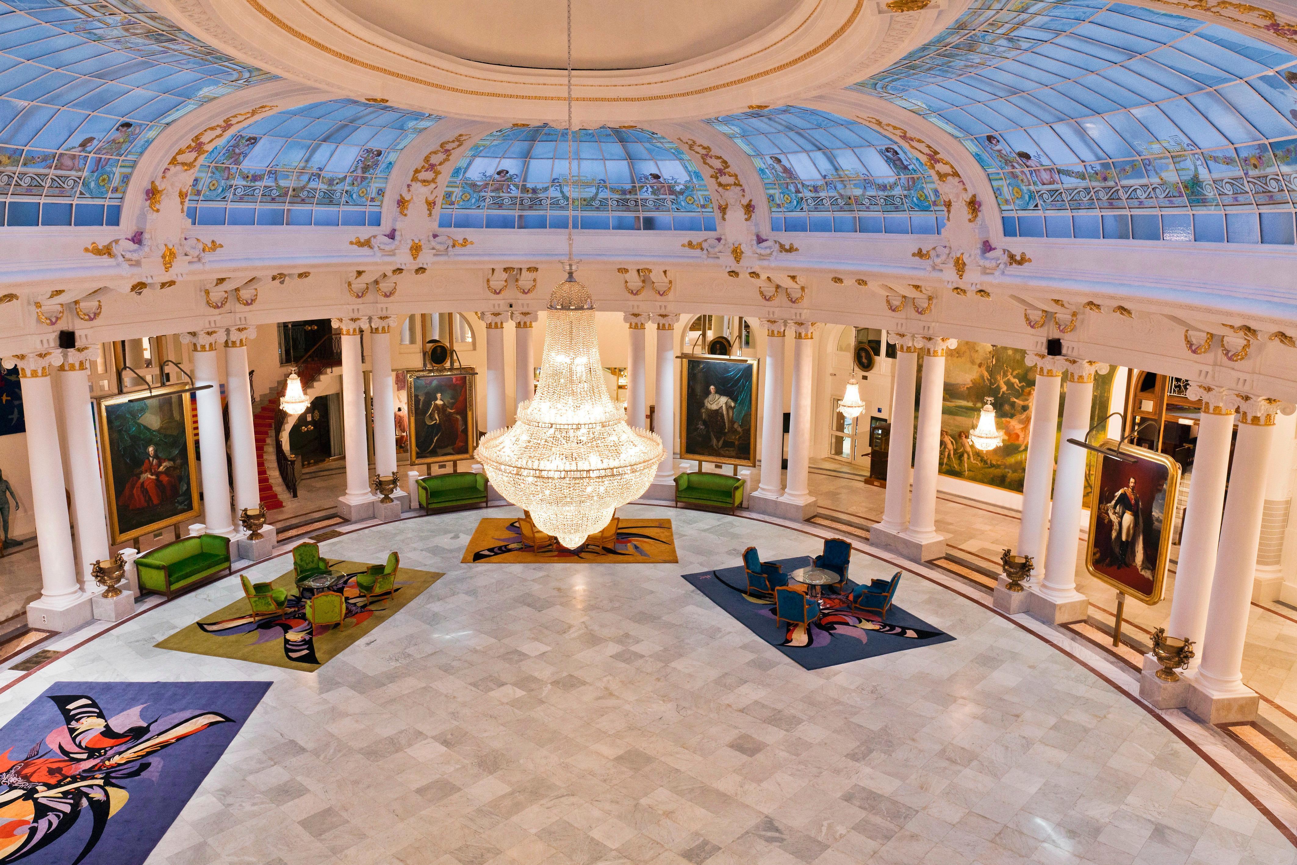 Hotel Le Negresco Nisa Exterior foto The lobby of the hotel