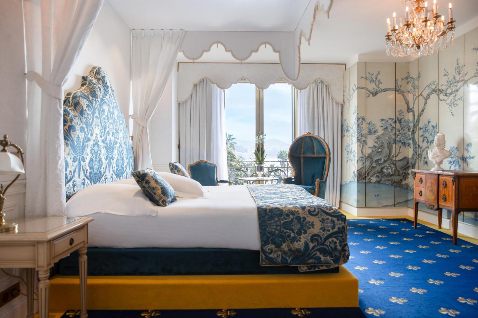 Hotel Le Negresco Nisa Exterior foto A bedroom at the Hotel Excelsior